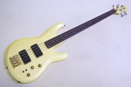Ibanez RB824