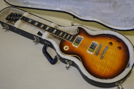 Gibson Les Paul Standard.